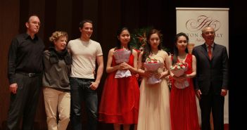 Lyon & Healy Awards Shanghai Jury and winners of the 2014 Lyon & Healy Awards Shanghai: (L to R) Park Stickney, Anna Verkholantseva, Emmanuel Ceysson, Qi Hang, Se Hee Hwang, Jia Peng, and Antonio Forero, President of Lyon & Healy.