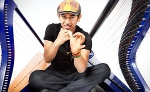 Edmar Castaneda Trio at Carnegie Hall edmar 1