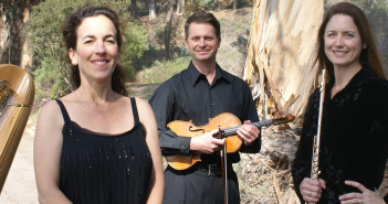 Debussy Trio wins award